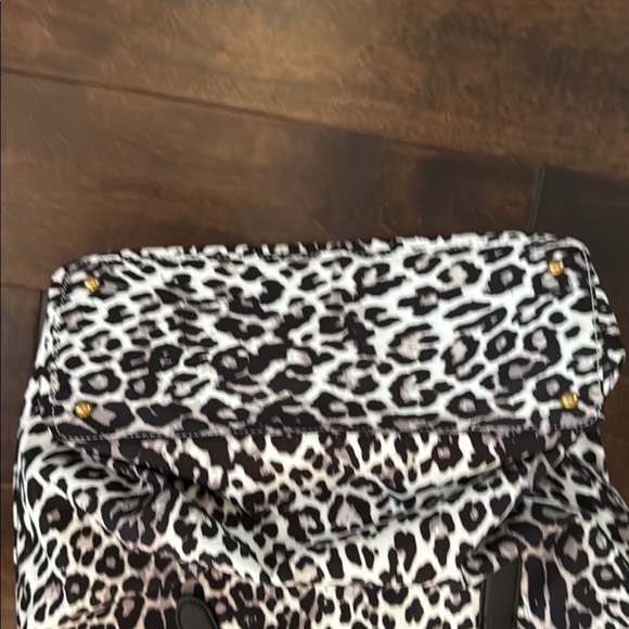 Guess Black and White Leopard Print Tote Bag - Picture 5 of 8